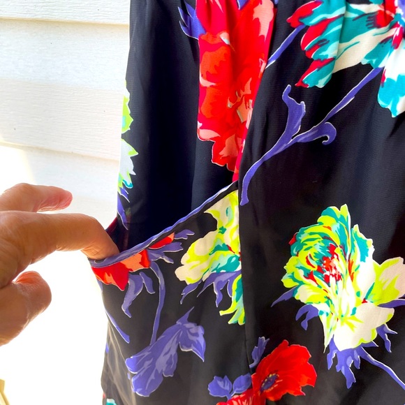 Make offer! AEO black sundress with flowers Sz X-Sm.Great condition! - Picture 4 of 9